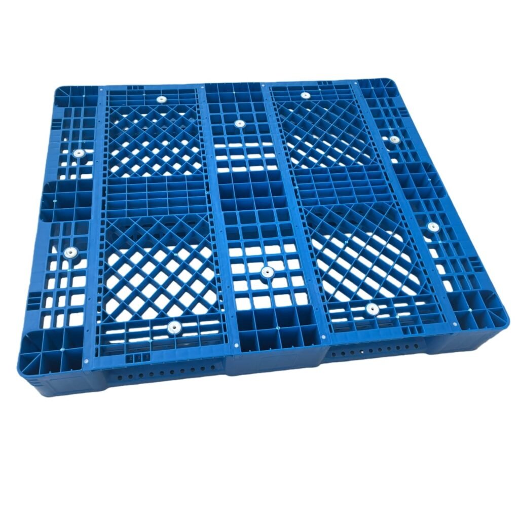 Stackable Plastic Pallets
