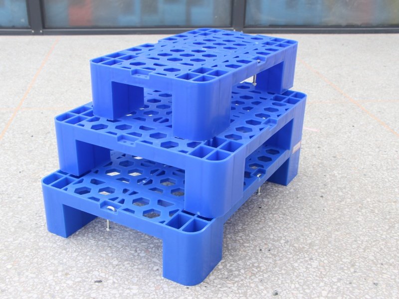 floor plastic pallet image